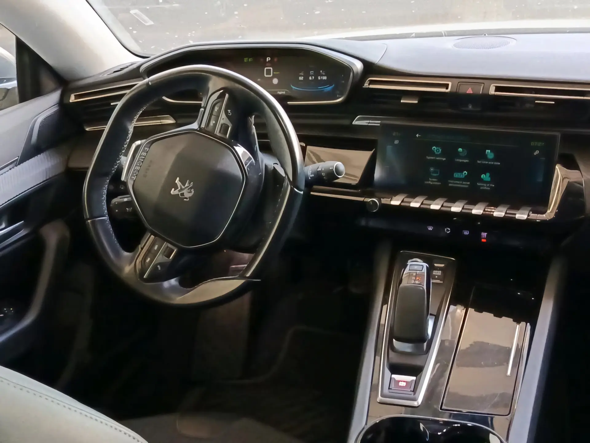 Peugeot 508 SW 1.6 Hybrid Allure e-EAT8 6