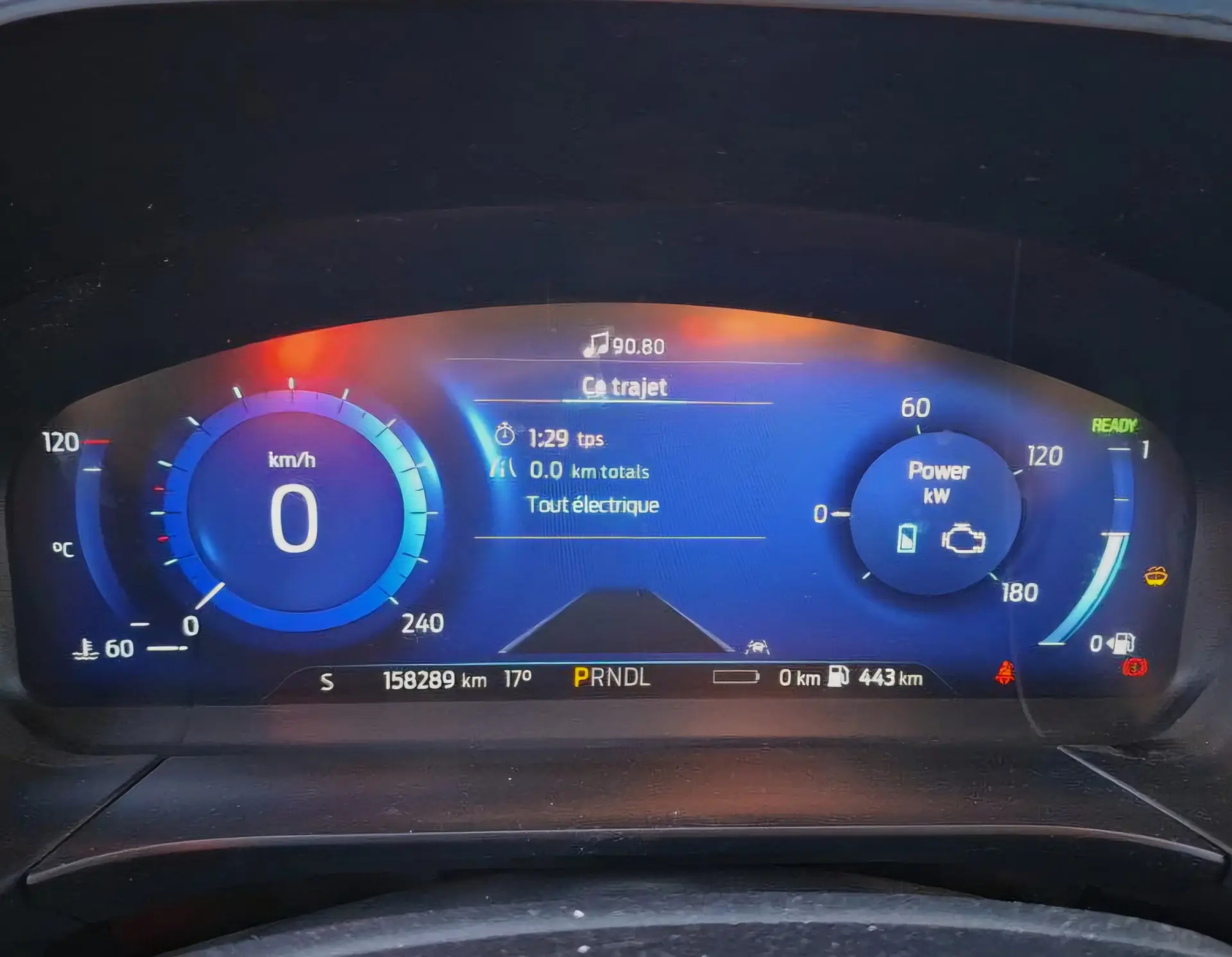 Ford Kuga 2.5 PHEV ST-Line X 7