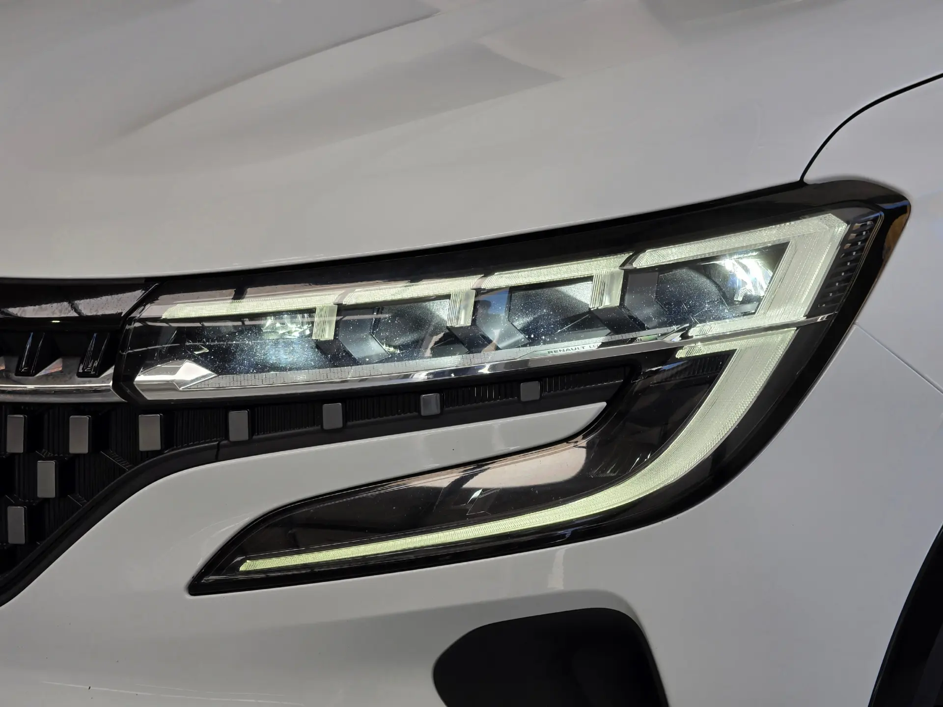Renault Austral 1.2 E-Tech Techno 3