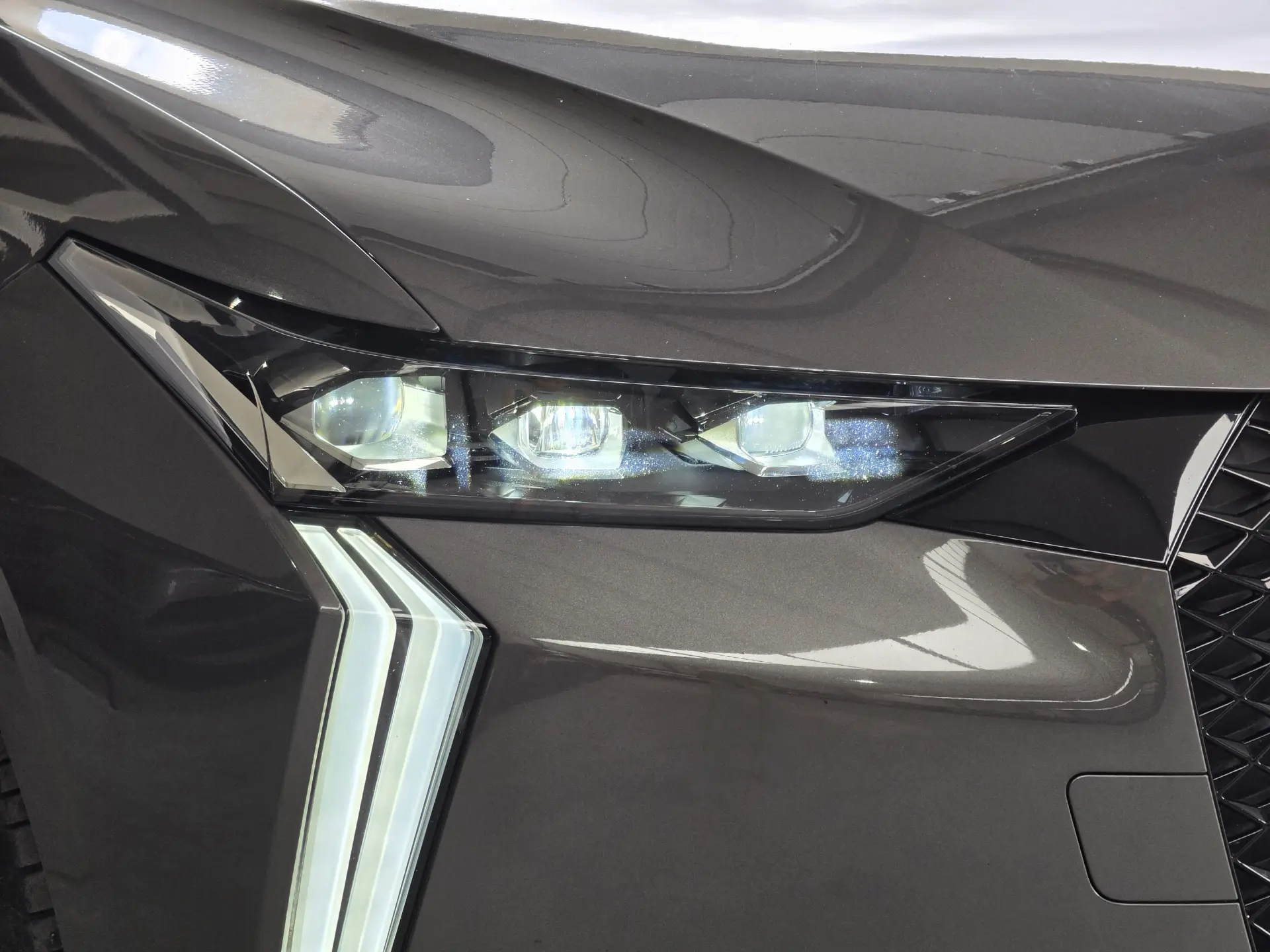 DS DS4 E-TENSE 225 PERFORMANCE LINE+ 5