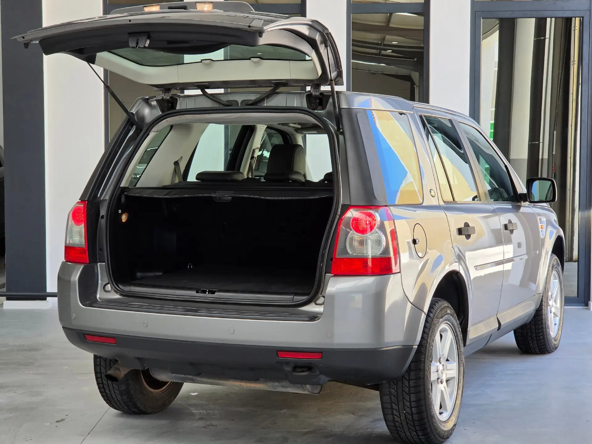 Land Rover Freelander 2.2 Td4 S 32