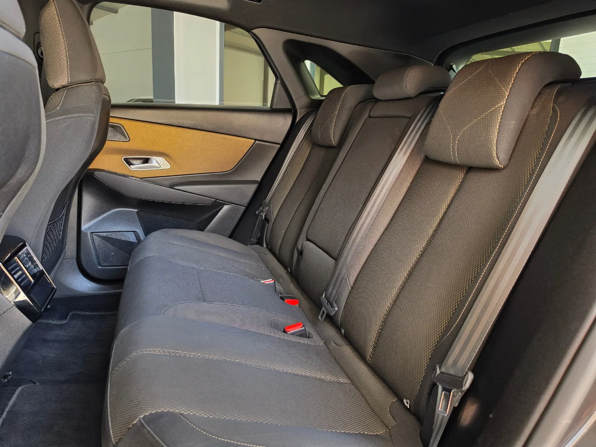 DS DS7 Crossback 4x4 Bastille + 28