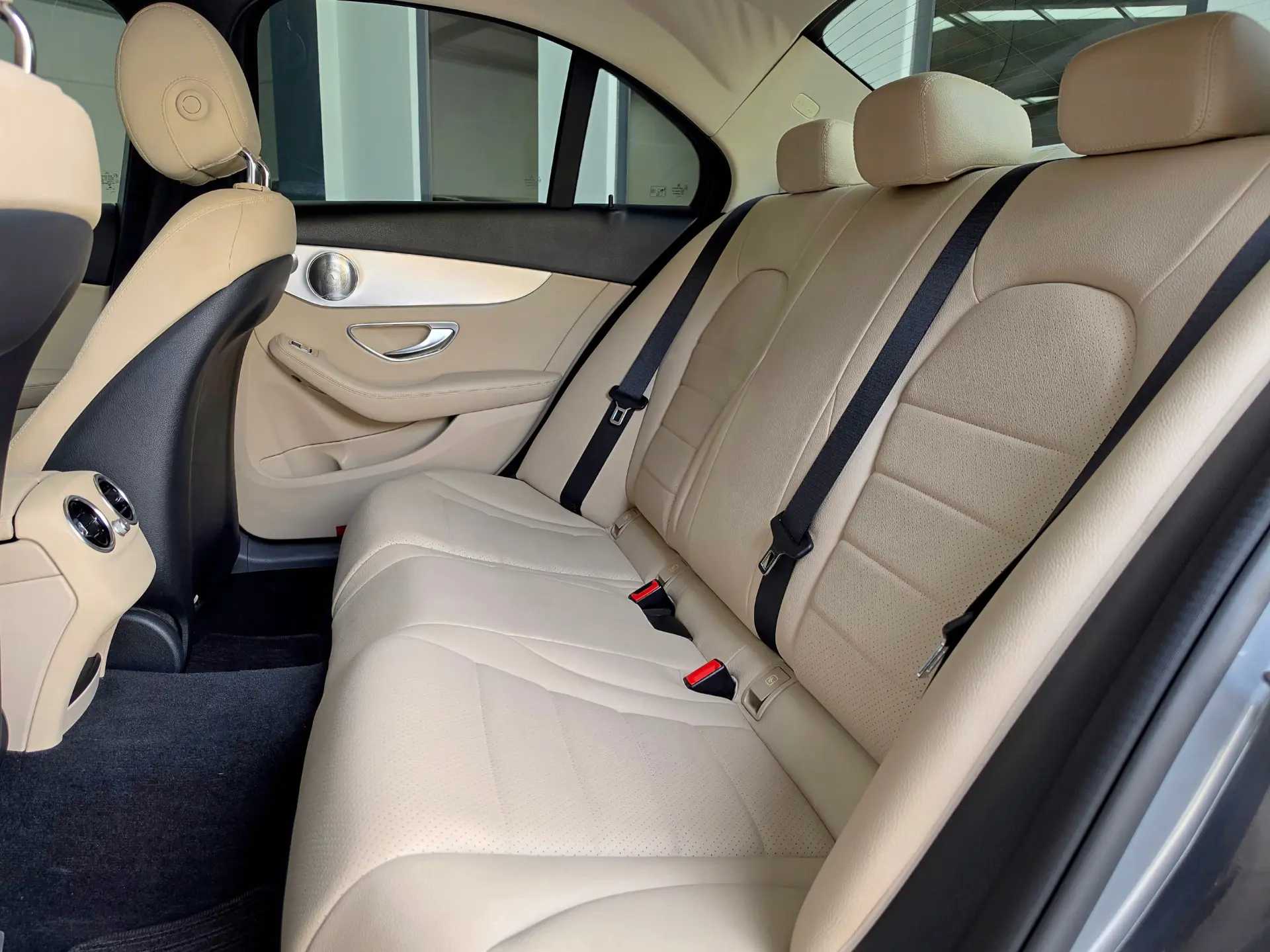 Mercedes-Benz C 220 d Exclusive Aut. 36