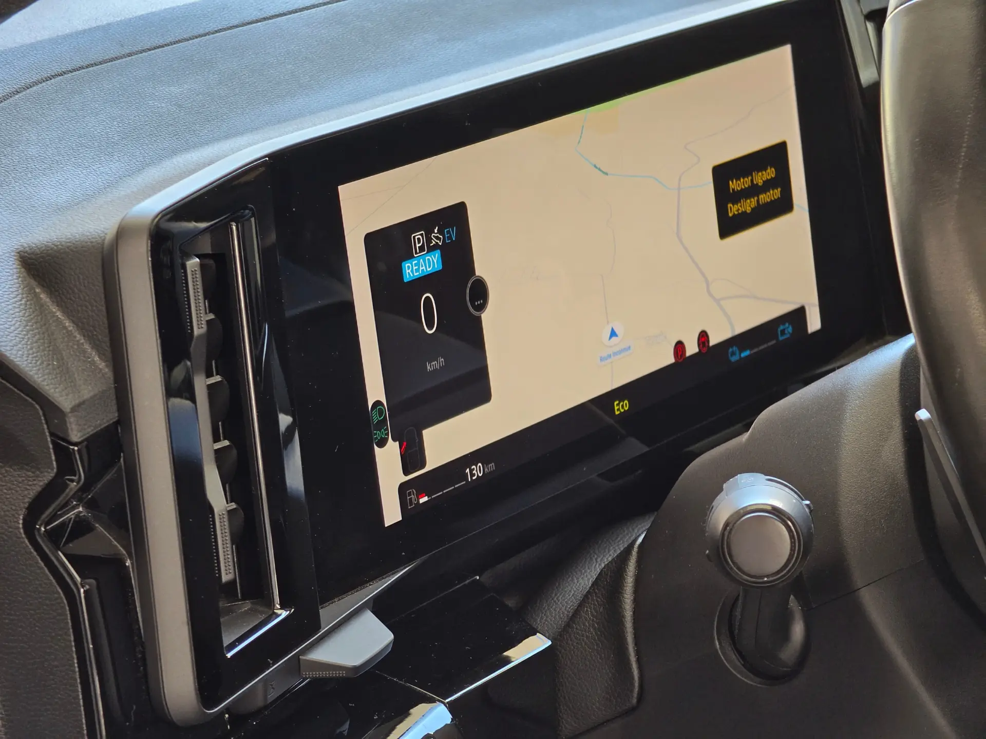 Renault Austral 1.2 E-Tech Techno 14