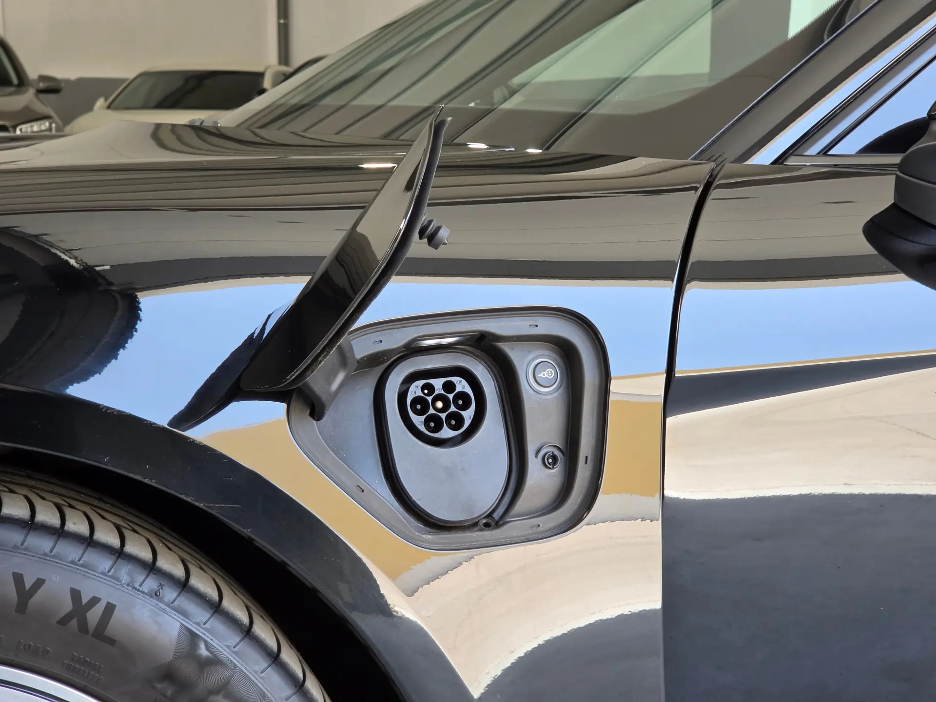 Porsche Taycan 4 13