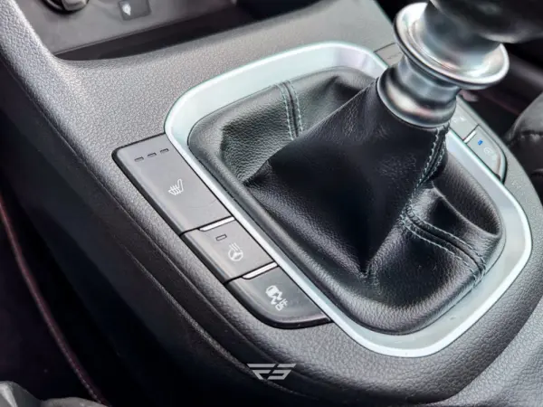 Hyundai i30 N 2.0 T-GDi Pack Performance 35