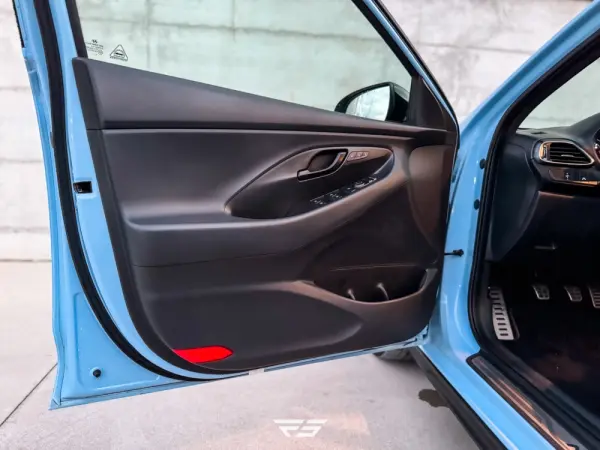 Hyundai i30 N 2.0 T-GDi Pack Performance 27