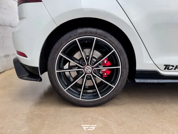 Volkswagen Golf 2.0 TSI GTi TCR DSG 9