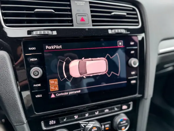 Volkswagen Golf 2.0 TSI GTi TCR DSG 51