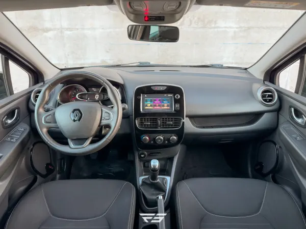Renault Clio 0.9 TCE Limited 18