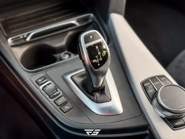 BMW 425 Gran Coupé d Pack M Auto 31