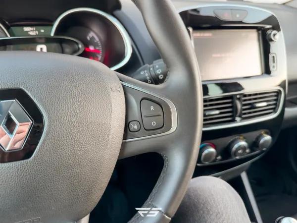 Renault Clio 0.9 TCE Limited 29