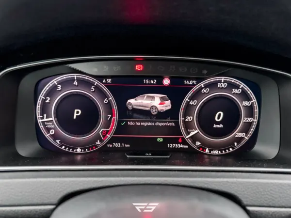 Volkswagen Golf 2.0 TSI GTi TCR DSG 29