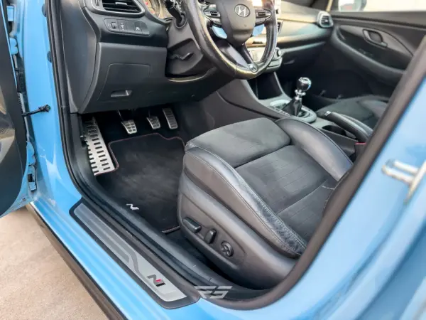 Hyundai i30 N 2.0 T-GDi Pack Performance 27