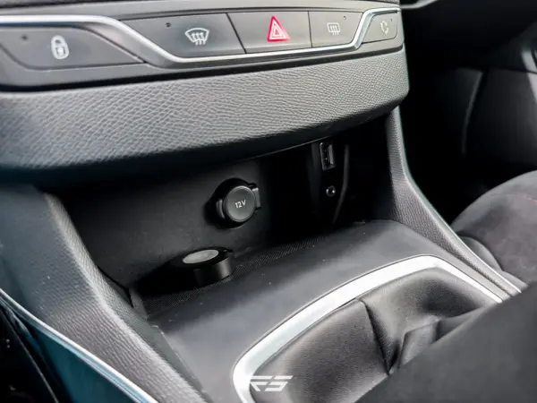 Peugeot 308 1.6 e-THP GTi 40