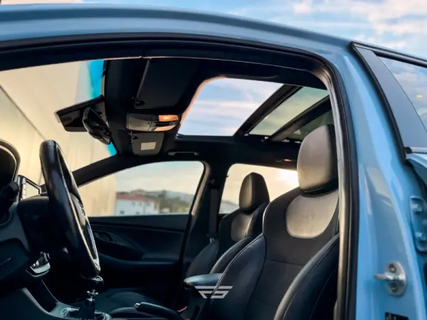 Hyundai i30 N 2.0 T-GDi Pack Performance 25