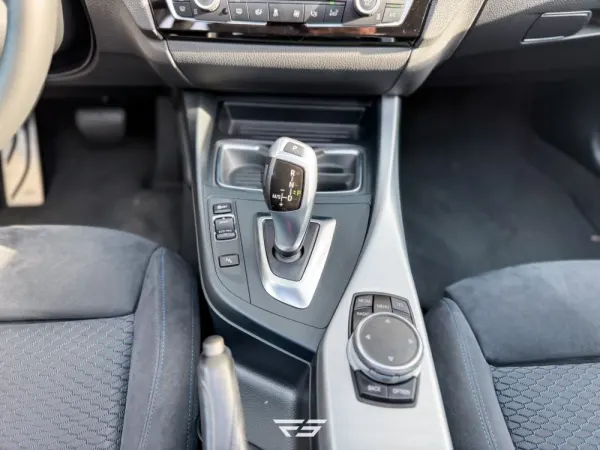 BMW 118 d Pack M Auto 20