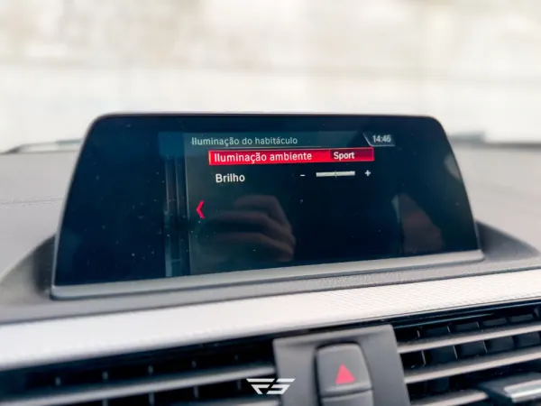 BMW 116 d Pack M Shadow Auto 37