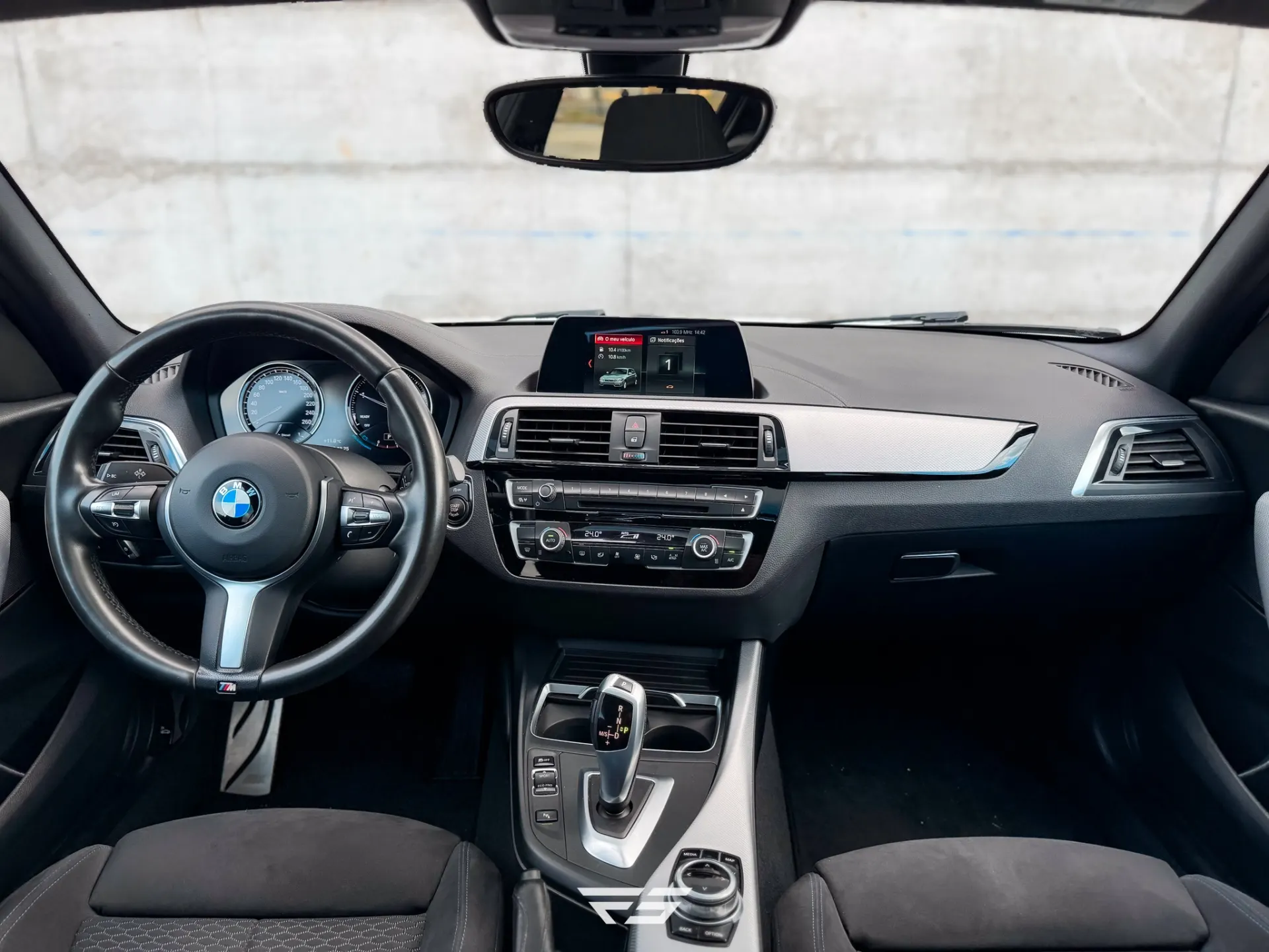 BMW 116 d Pack M Shadow Auto 21