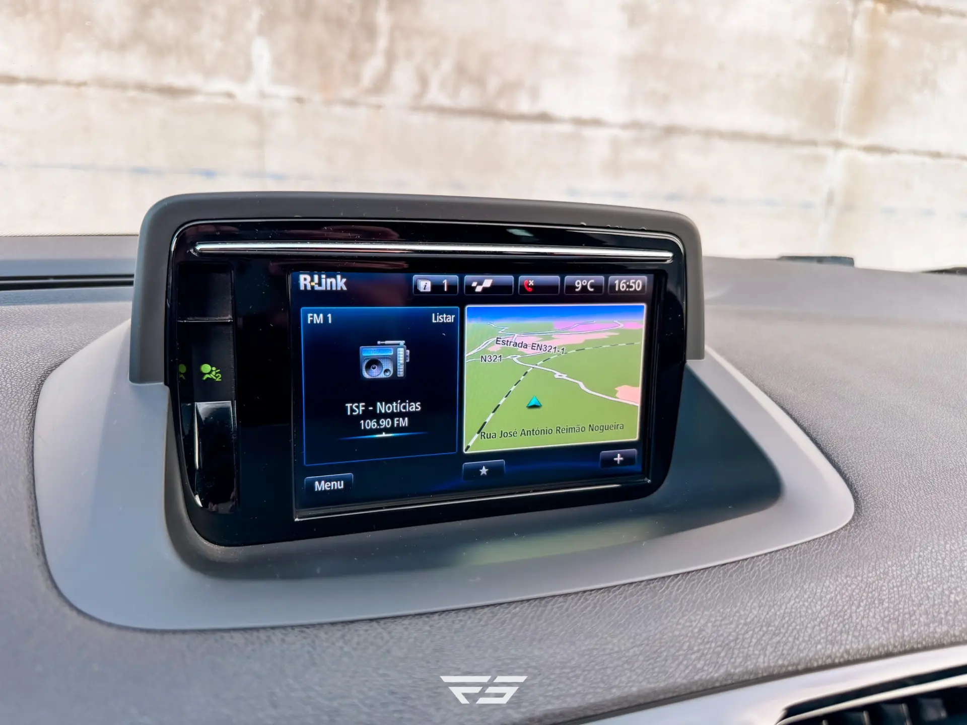 Renault Mégane Coupe TCe 275 Sport 31