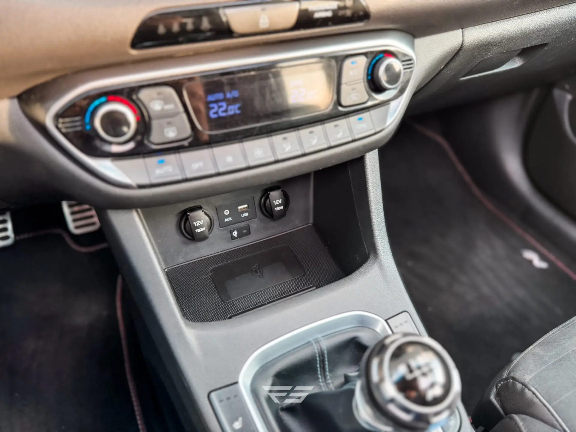 Hyundai i30 N 2.0 T-GDi Pack Performance 33