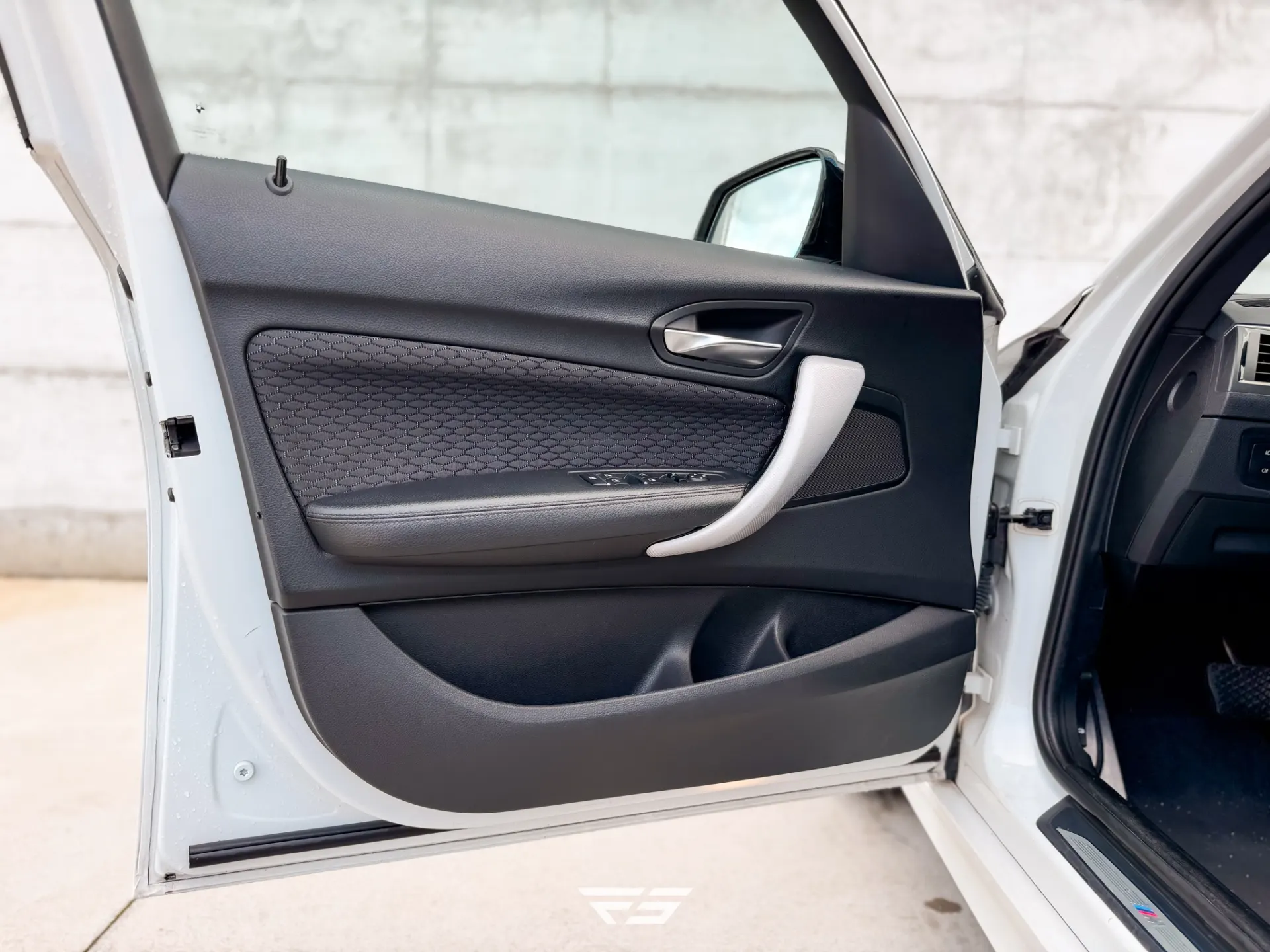 BMW 116 d Pack M Shadow Auto 26