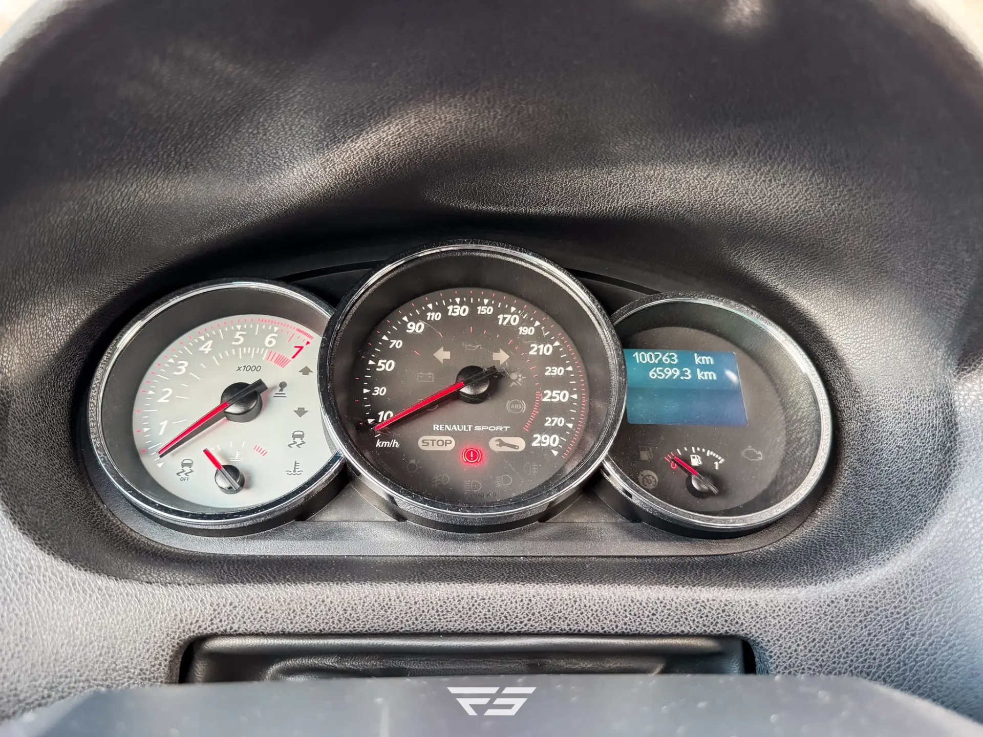 Renault Mégane Coupe TCe 275 Sport 28