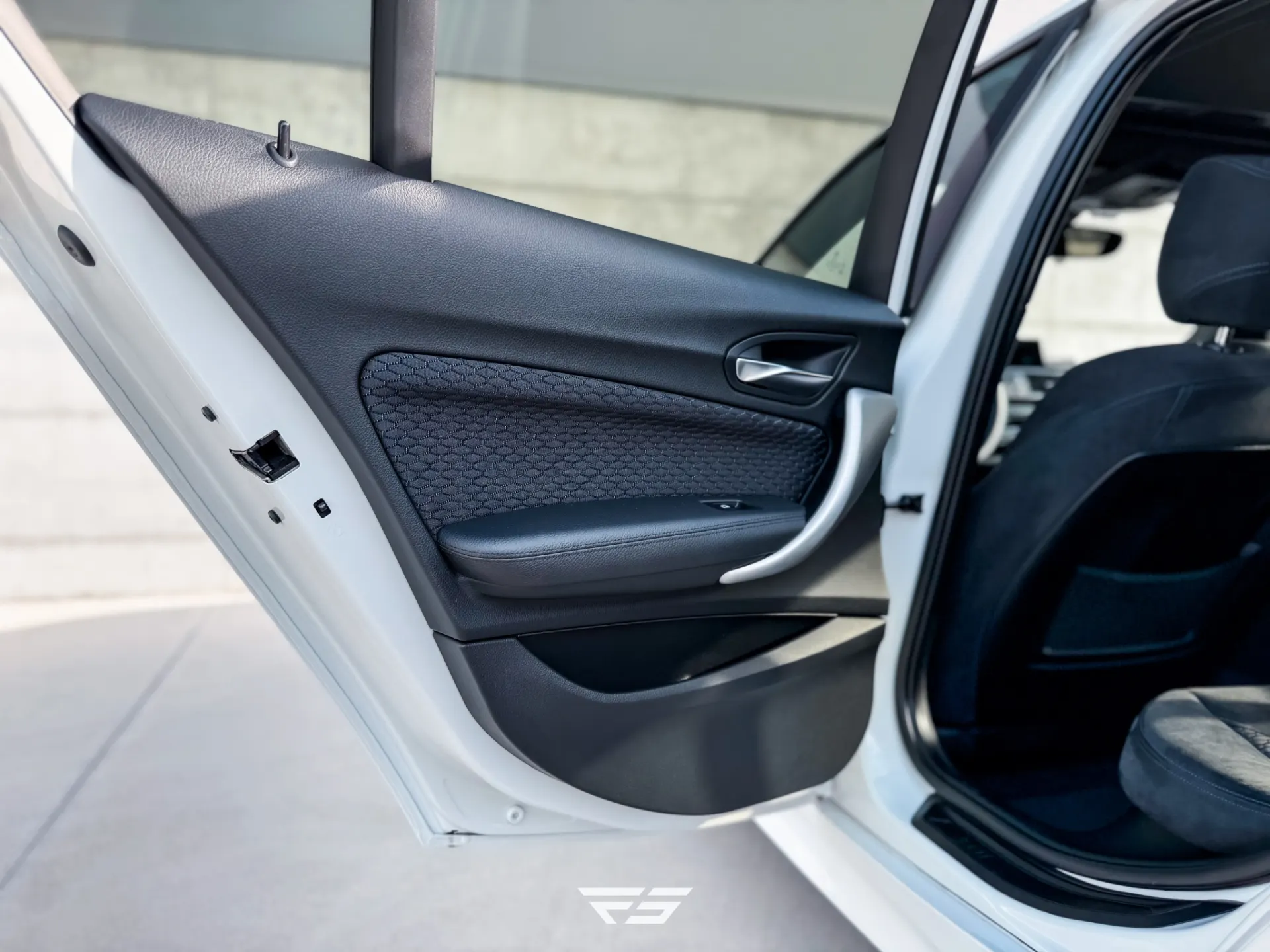 BMW 118 d Pack M Auto 14