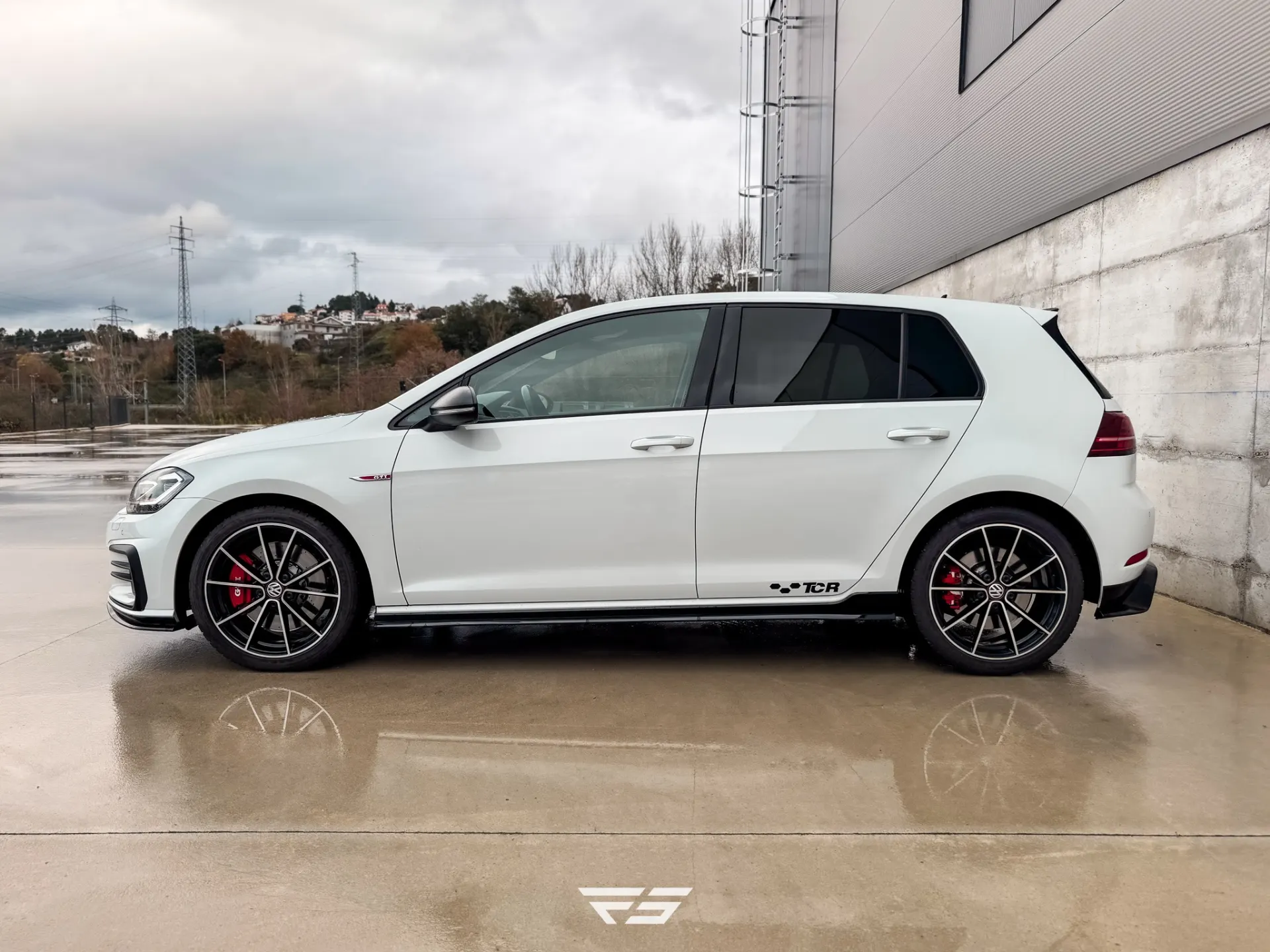 Volkswagen Golf 2.0 TSI GTi TCR DSG 5