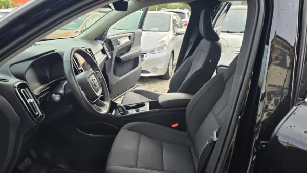 Volvo XC 40 1.5 T5 PHEV Momentum Plus 6