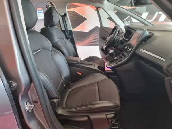 Renault Grand Scénic 1.6 Bose Edition S 8