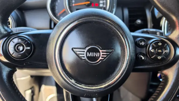 MINI 5 Portas One D 10