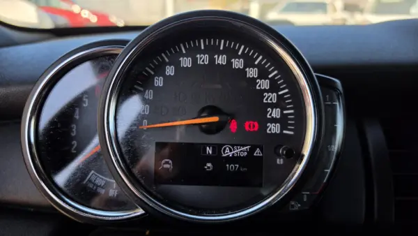 MINI 5 Portas One D 7