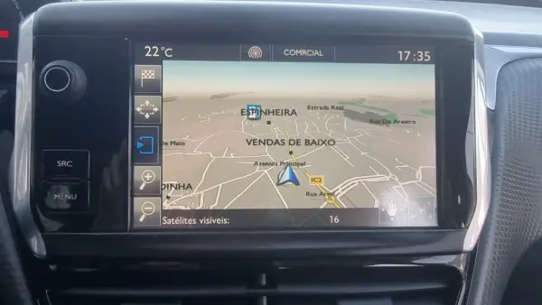 Peugeot 2008 1.2 PureTech Style 13