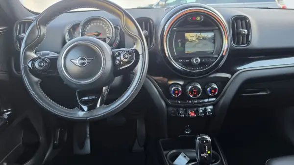 MINI Countryman One D Sport Edition Auto 10