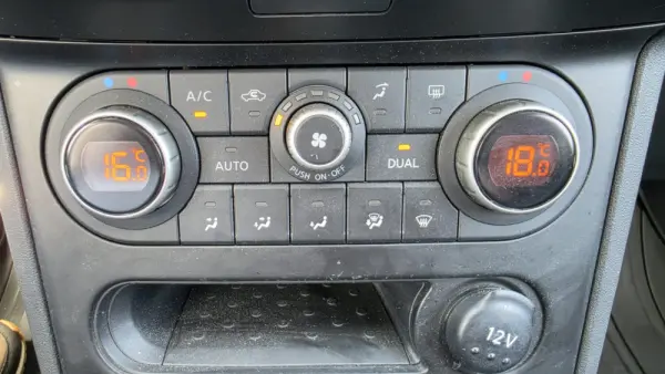 Nissan Qashqai +2 1.6 dCi Tekna Premium 18 360 S&S 13