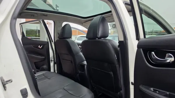 Nissan Qashqai 1.6 dCi N-Connecta 8