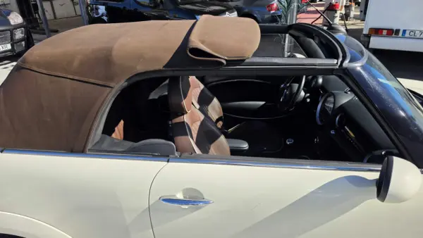 MINI Cabrio Cooper D 13