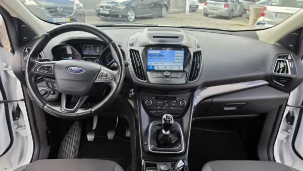 Ford Kuga 1.5 TDCi EcoBlue Titanium 6