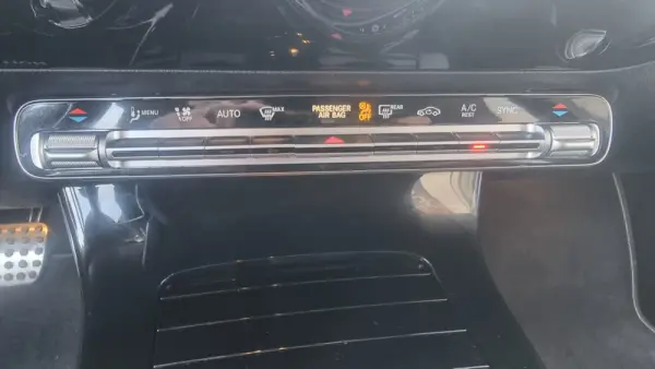 Mercedes-Benz A 180 d AMG Line Aut. 14