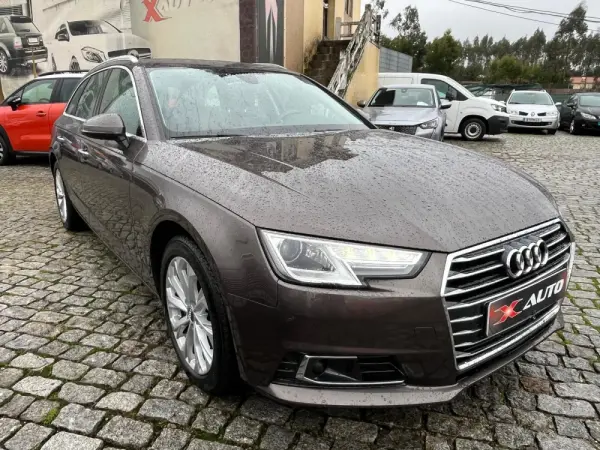Audi A4 Avant 2.0 TDI Advance S tronic 2