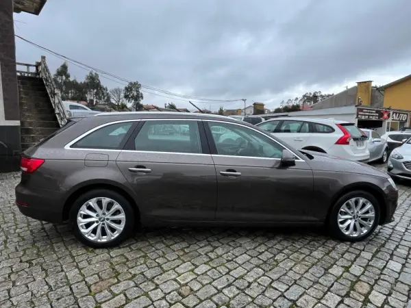 Audi A4 Avant 2.0 TDI Advance S tronic 6