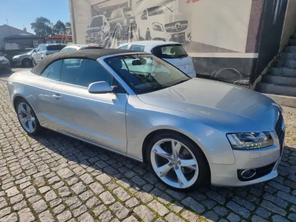 Audi A5 Cabrio 2.0 TDi S-line 8