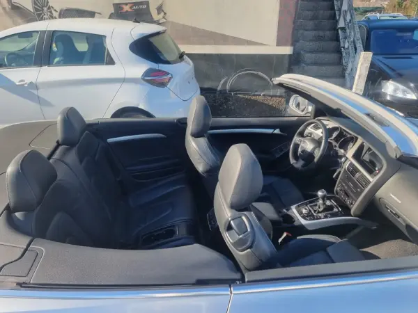Audi A5 Cabrio 2.0 TDi S-line 12