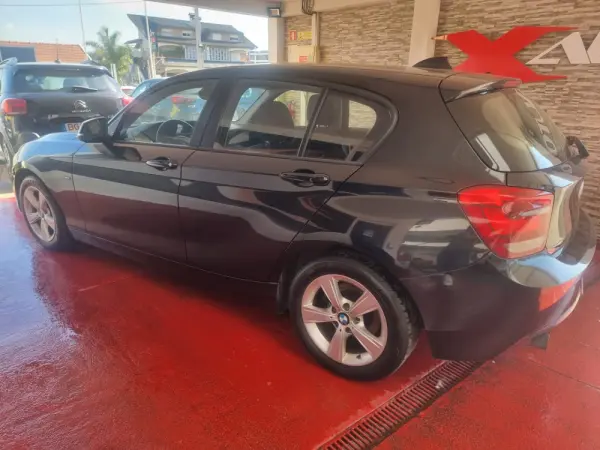BMW 116 d EfficientDynamics Line Sport 3