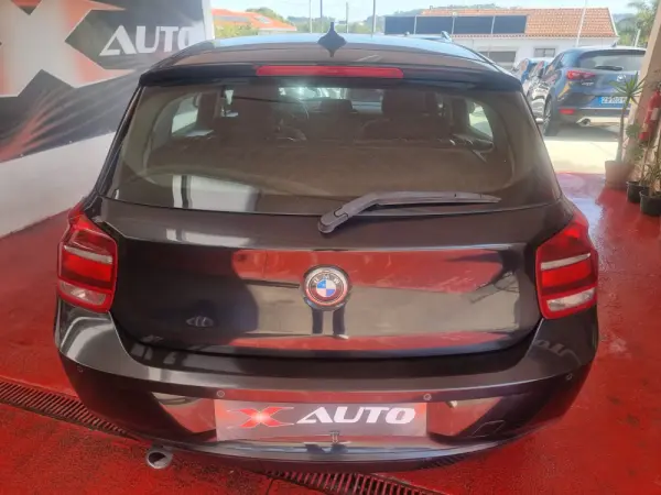 BMW 116 d EfficientDynamics Line Sport 6