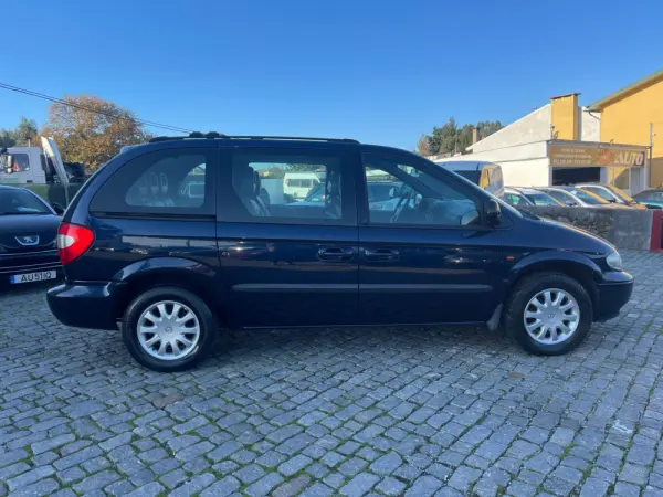 Chrysler Voyager 2.5 CRD LX 4