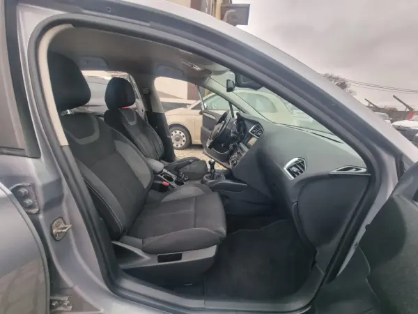 Citroën C4 1.6 BlueHDi Feel 17