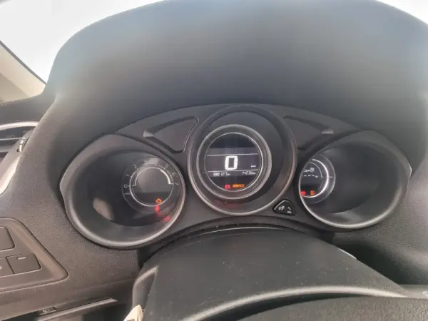 Citroën C4 1.6 BlueHDi Feel 21