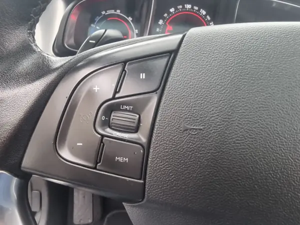 Citroën DS5 2.0 HDi Hybrid4 So Chic CMP6 20